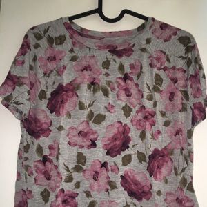 floral soft and sexy American Eagle top